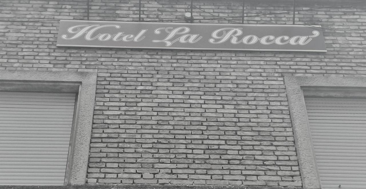 Hotel La Rocca Сан Марино Екстериор снимка